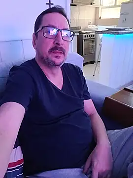 FocussedFreckle live sex cam