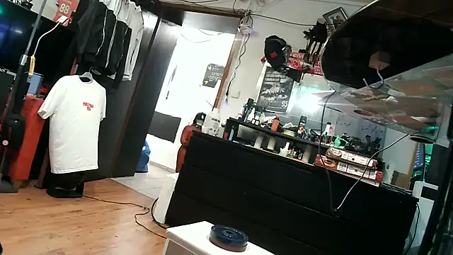 0815lukas2024 live cam on StripChat