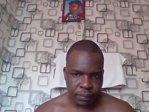 Chumba_001 live cam on StripChat