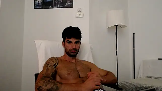 Verycutex live cam on StripChat