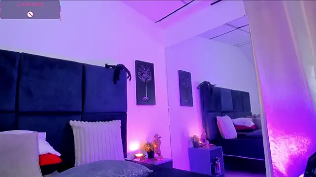 april_jones05 live cam on StripChat