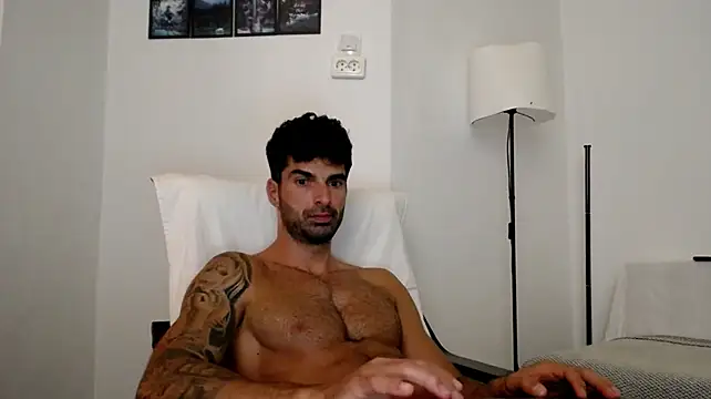 Verycutex live cam on StripChat
