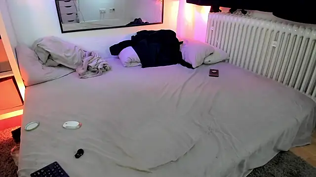 Oktopussy live cam on StripChat
