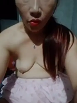 Tieuthu2 live sex cam