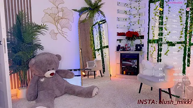 mikkixmeow