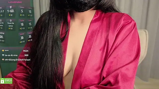lushritu (F milf) - use nipple clamps
