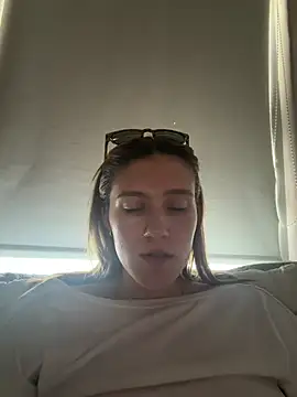 Iady webcam