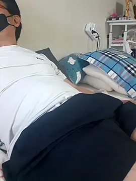 okay-boy (Ask my age) - 오일 자위~~10분~~😘😘Oil masturbation~~10 min