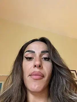 Webcam Model(-Alisa) is live