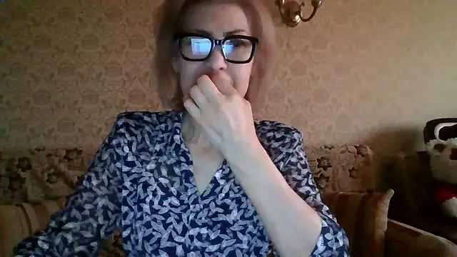 Elegant00Lady live cam on StripChat