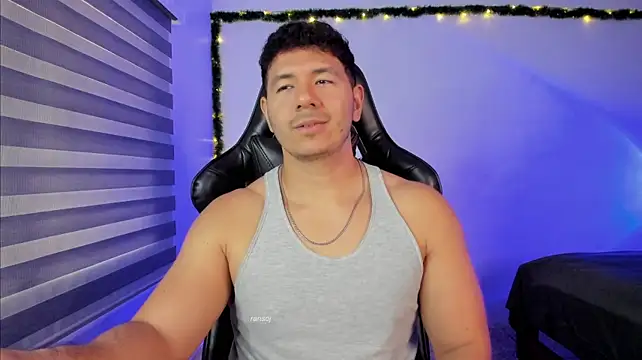 ransoj live sex cam