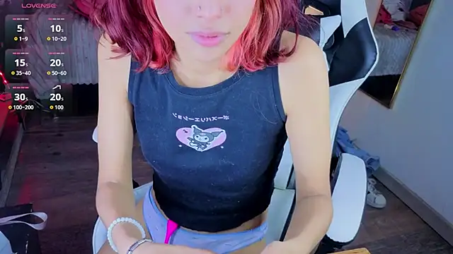 saphire_ live cam on StripChat