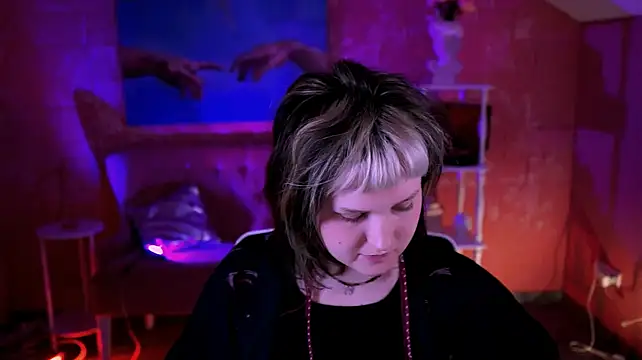 ViolettWoods live cam on StripChat