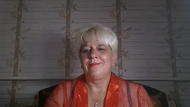 LizaRain777 live cam on StripChat