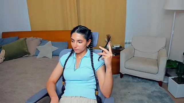 TrudyFouse live cam on StripChat