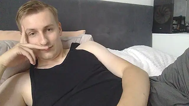 your_andy live cam on StripChat