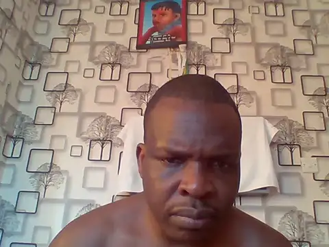 Chumba_001 live cam on StripChat