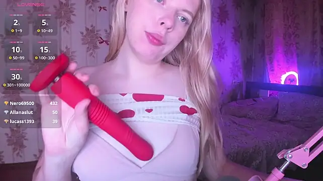 Cutie_Bambi webcam
