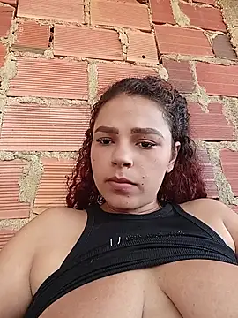 Mommy-Hot live cam on StripChat