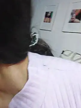 valentina_swallow live cam on StripChat