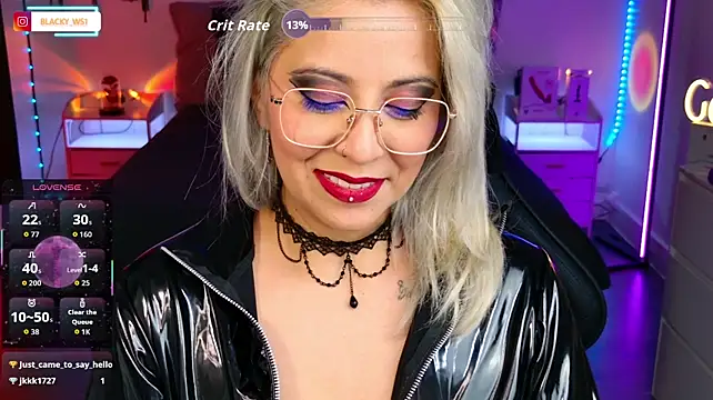 blackwidow_s1 live cam on StripChat