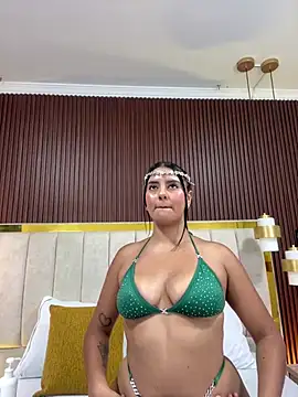AnitaMore_ webcam