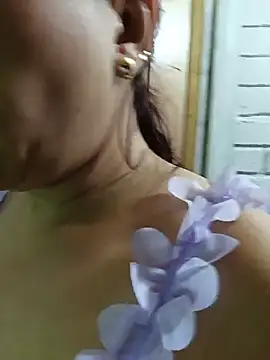 Mommy_Dirty_Boy live cam on StripChat