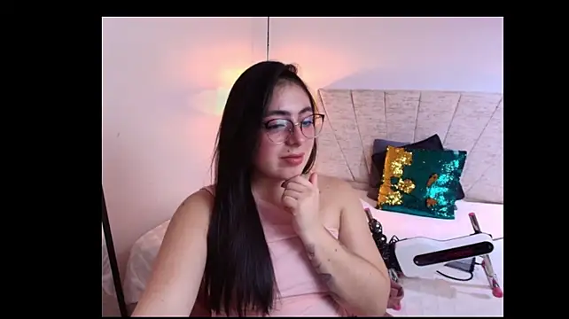 MiaWils_ live cam on StripChat