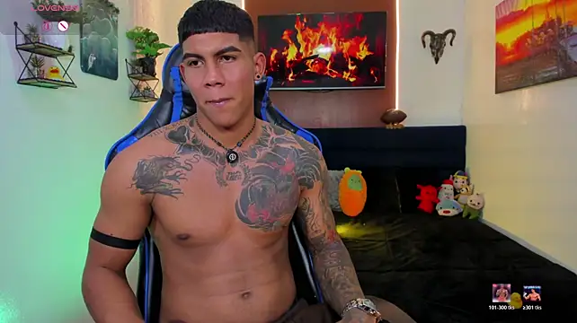 Damian_latinxxx live cam on StripChat