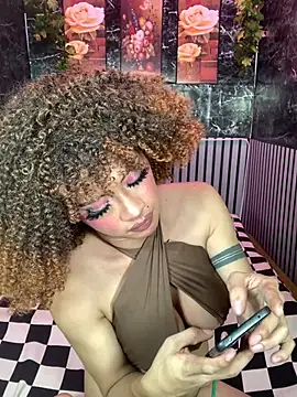 Alluring_Carmela live cam on StripChat