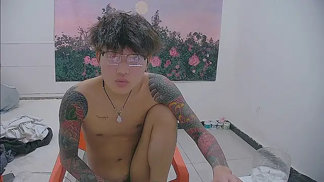 KK-cuteboy live cam on StripChat