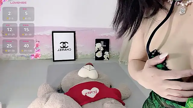 Happy365_ live cam on StripChat