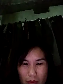 Qing-201 live cam on StripChat