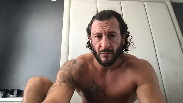 Magic_Mike_666 live cam on StripChat