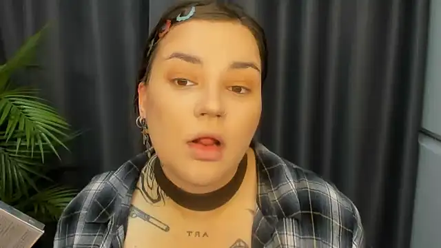 NikkiSummer