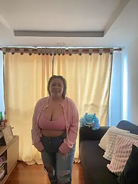Tatiana_O live cam on StripChat