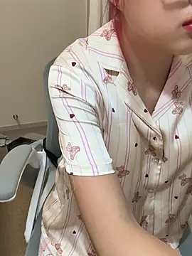 tutu512 live cam on StripChat