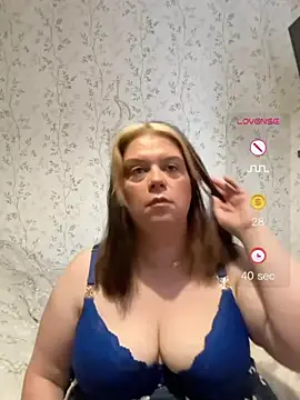 Sinful-Hope live cam on StripChat
