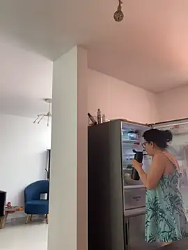 Sharongirl07 live cam on StripChat