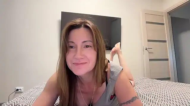 jainesummer live cam on StripChat