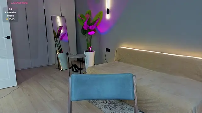 linakorvin live cam on StripChat