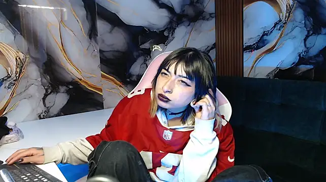 _weird_sativa live cam on StripChat