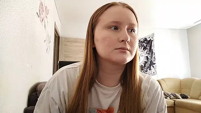 AnikaLipps live cam on StripChat