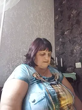 LisichkaOksana live cam on StripChat