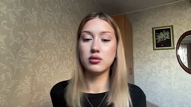 ArianneQuilantang live cam on StripChat
