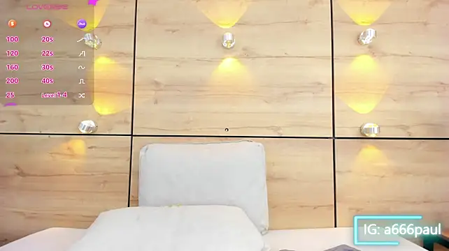 aria_paul live cam on StripChat