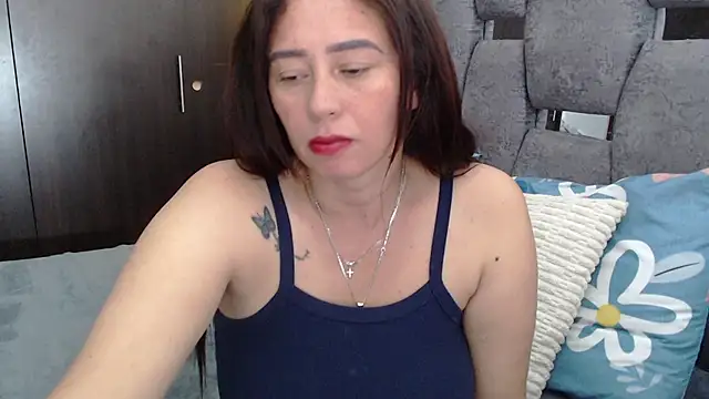 sara_hott_1 live cam on StripChat