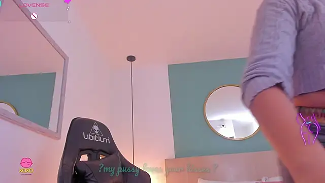lucy_blue28