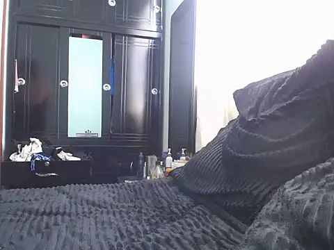 Laura_martin_ webcam
