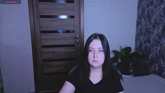 Kristy-Max live cam on StripChat